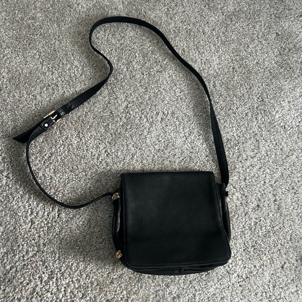Jacqueline Ferrar Black Leather Crossbody Bag